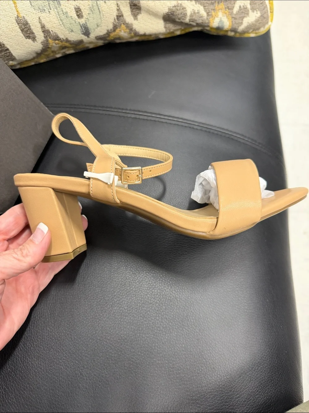 Naturalizer women strappy